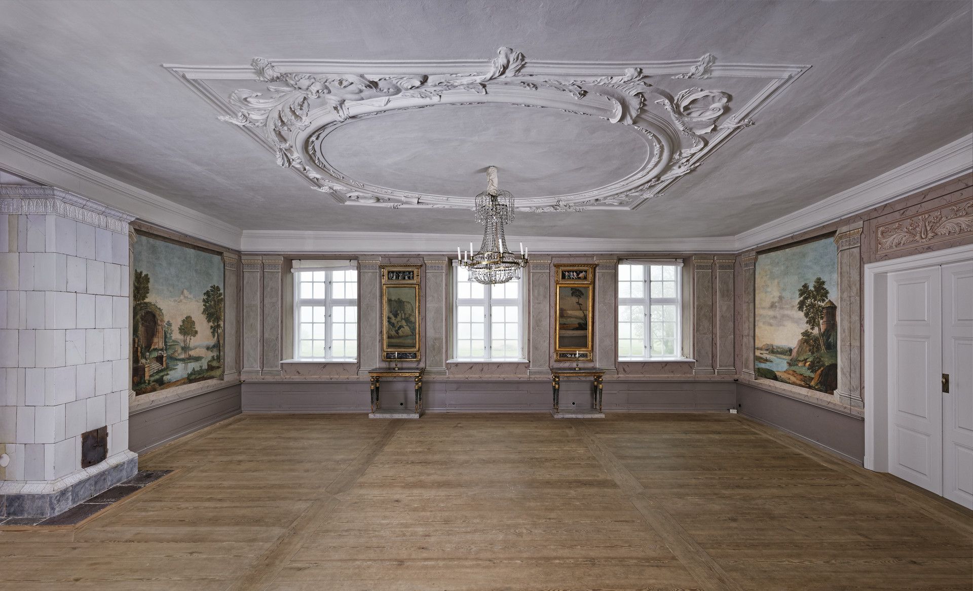 Hauptsaal, Ansicht auf die Westwand
