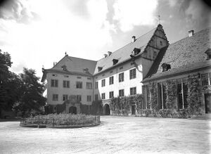 Fm1565791.jpg