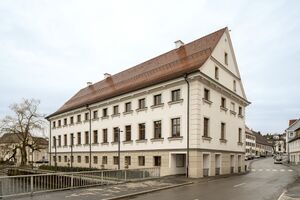 03f91cb0-c0ed-4c1b-bcd9-2cb8d2d961ed.jpg