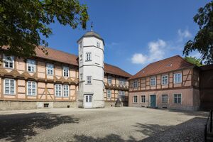 2b92d10f-22e1-48b7-a3d2-5fe6500d6874.jpg