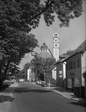 Fm1553813.jpg
